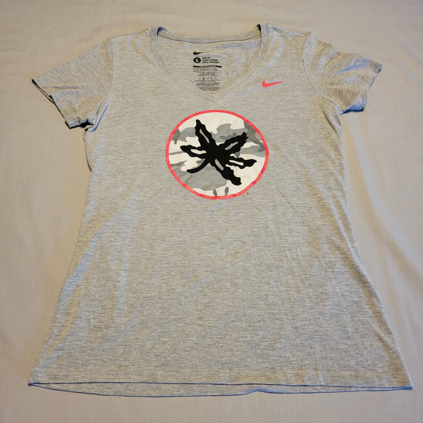 Pre-Owned Women's Large (L) NCAA Ohio State Buckeyes V-Neck Shirt