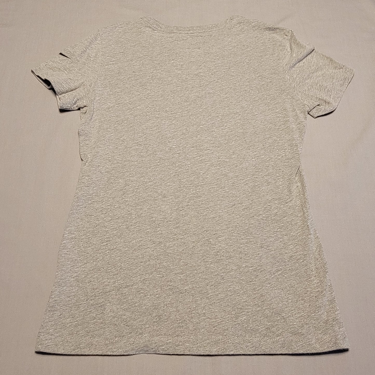 Pre-Owned Women's Medium (M) NFL Dallas Cowboys Grey T-Shirt