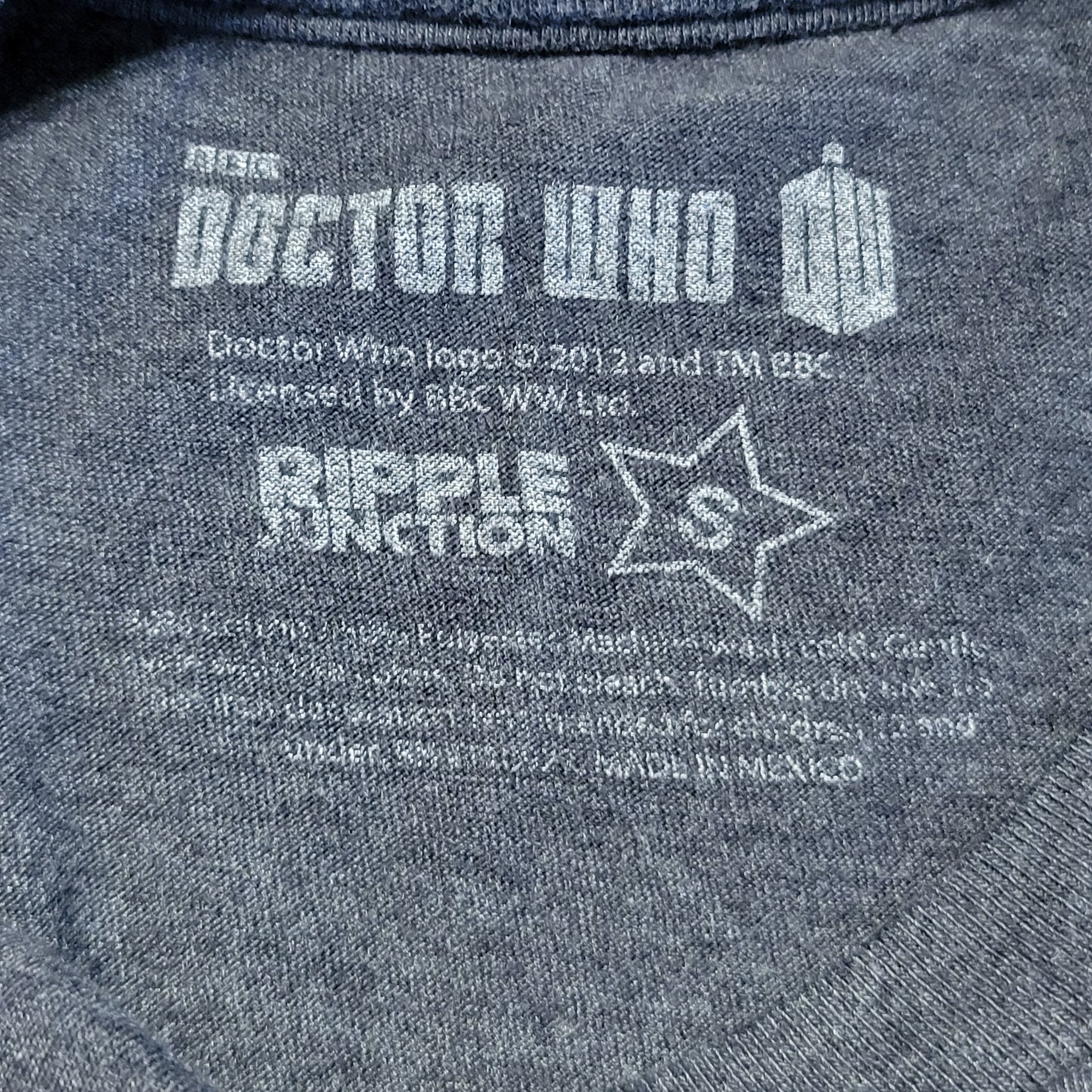 Pre-Owned Unisex Small (S) 2012 Doctor Who Tardis T-Shirt