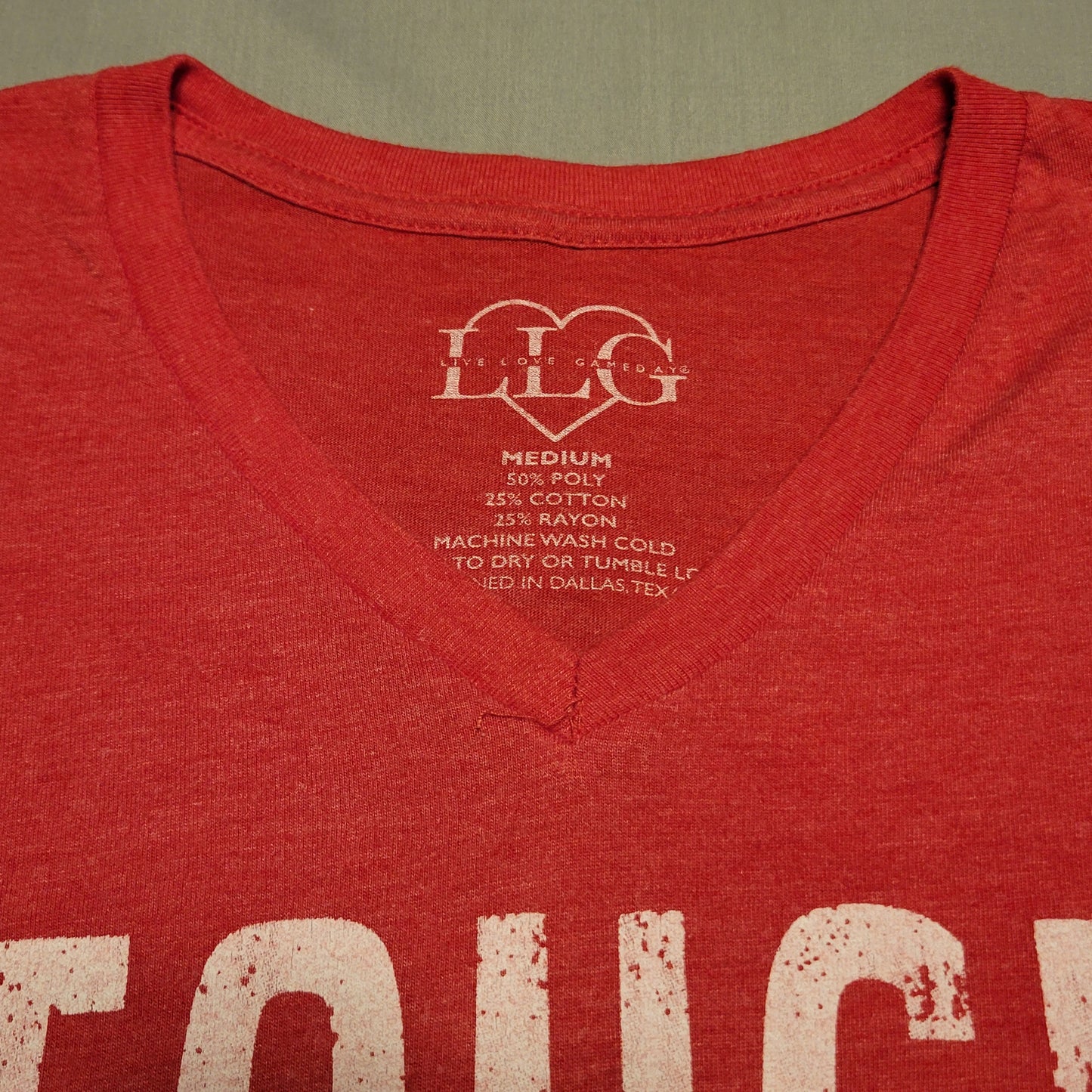 Pre-Owned Women's Medium (M) Red Live, Love, Game Day, Touch Down V-Neck