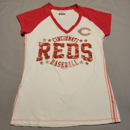 Pre-Owned Girl's Large (L) MLB Cincinnati Reds Short Sleeve V-Neck Shirt