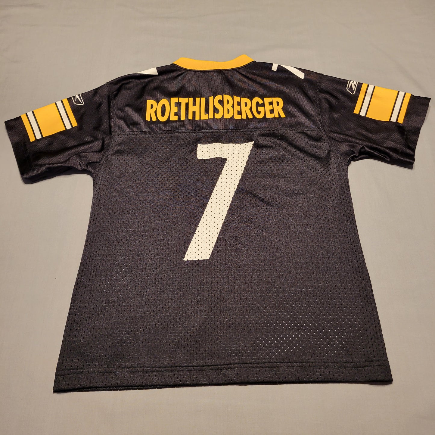 Pre-Owned Youth Medium (M) NFL Pittsburgh Steelers Ben Roethlisberger - #7