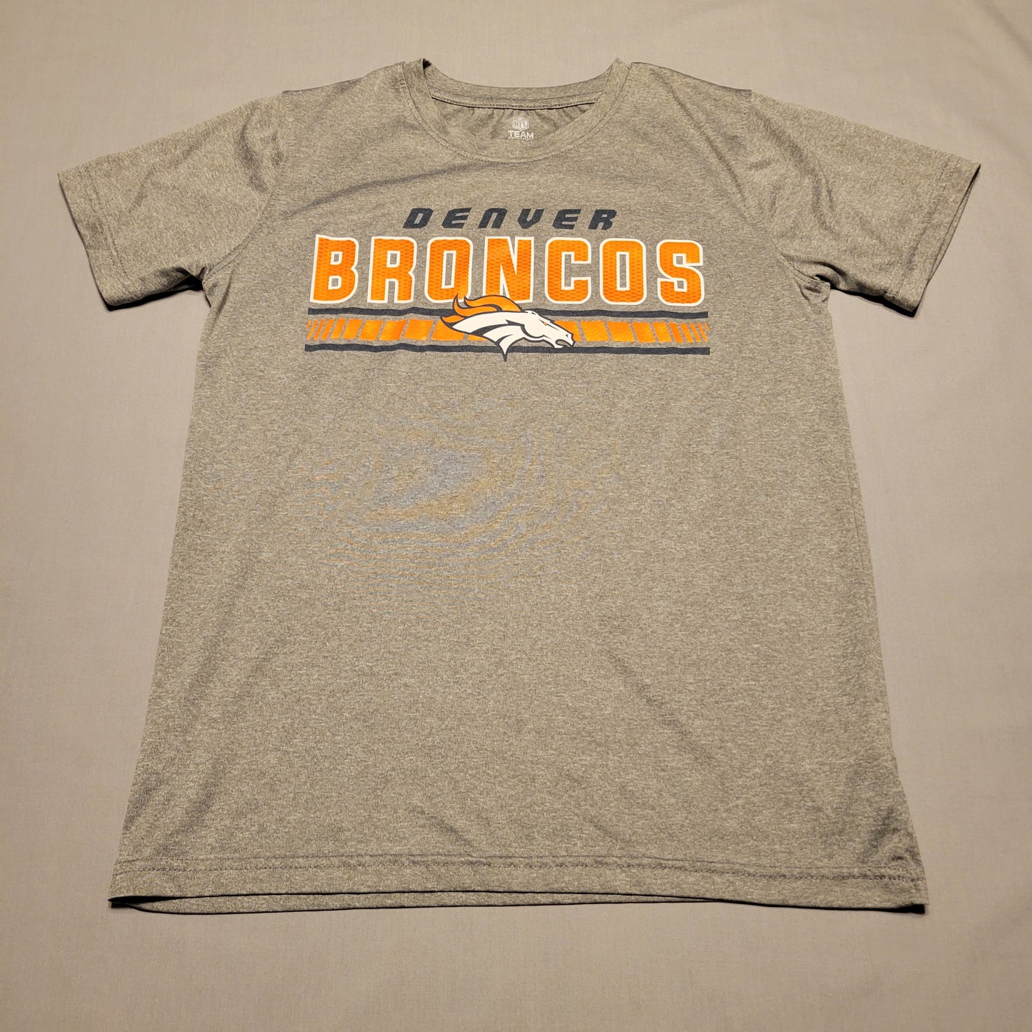 Pre-Owned Youth Large (10/12) Gray NFL Denver Broncos T-Shirt