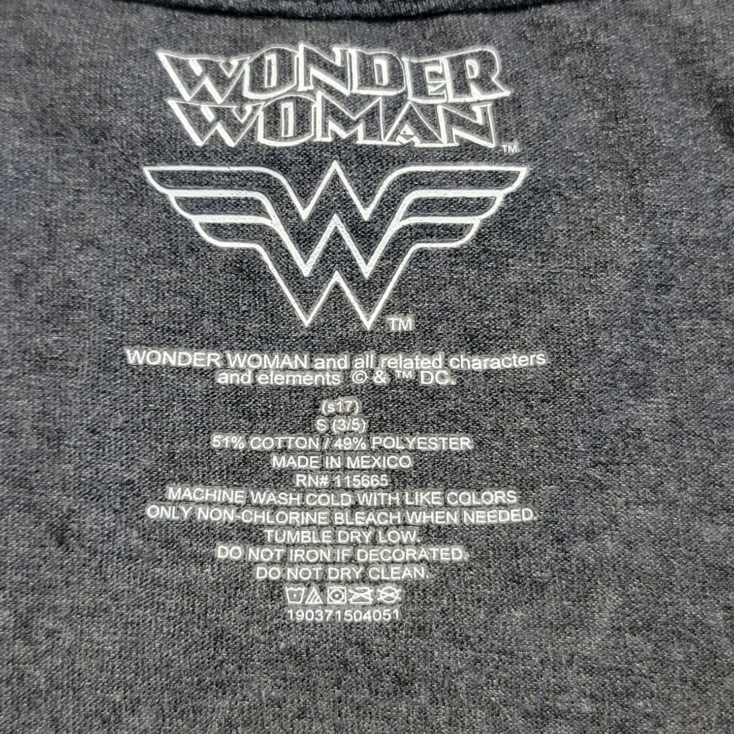 Pre-Owned Women's Small (S) Black DC Comics Wonder Woman T-Shirt